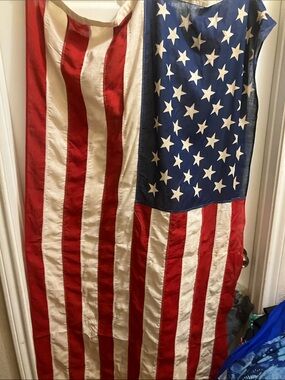 Classic American Flag Holiday Decorative Banner - Red, White & Blue